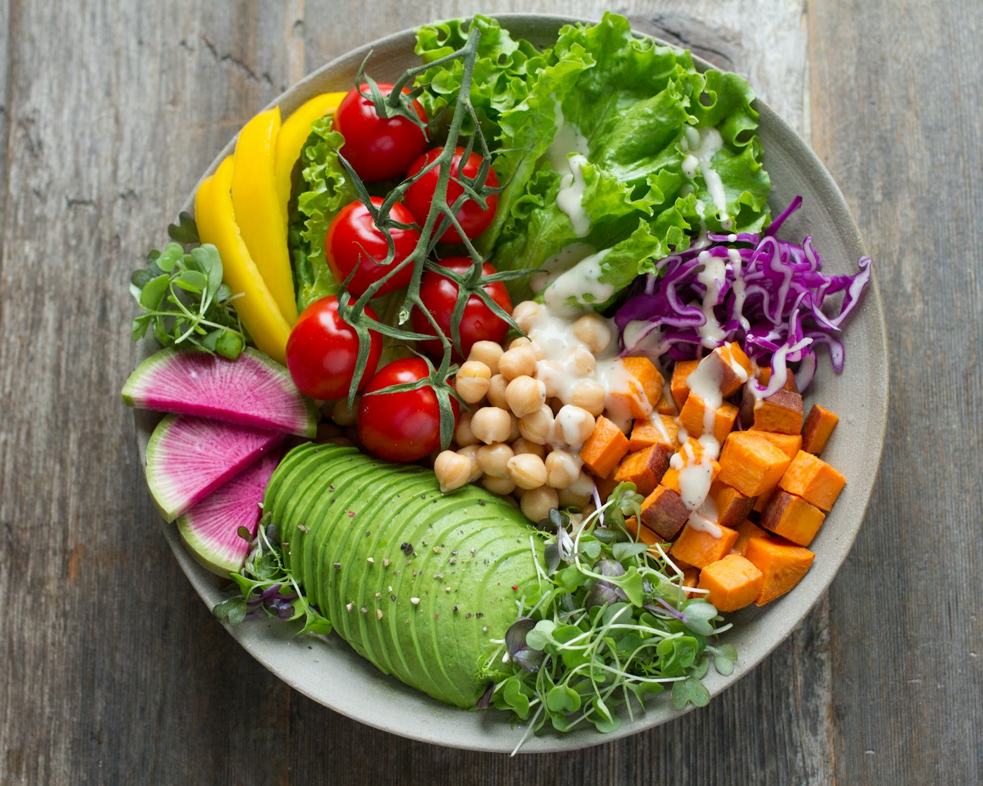 A colorful quinoa and vegetable bowl from a VerteChef meal plan